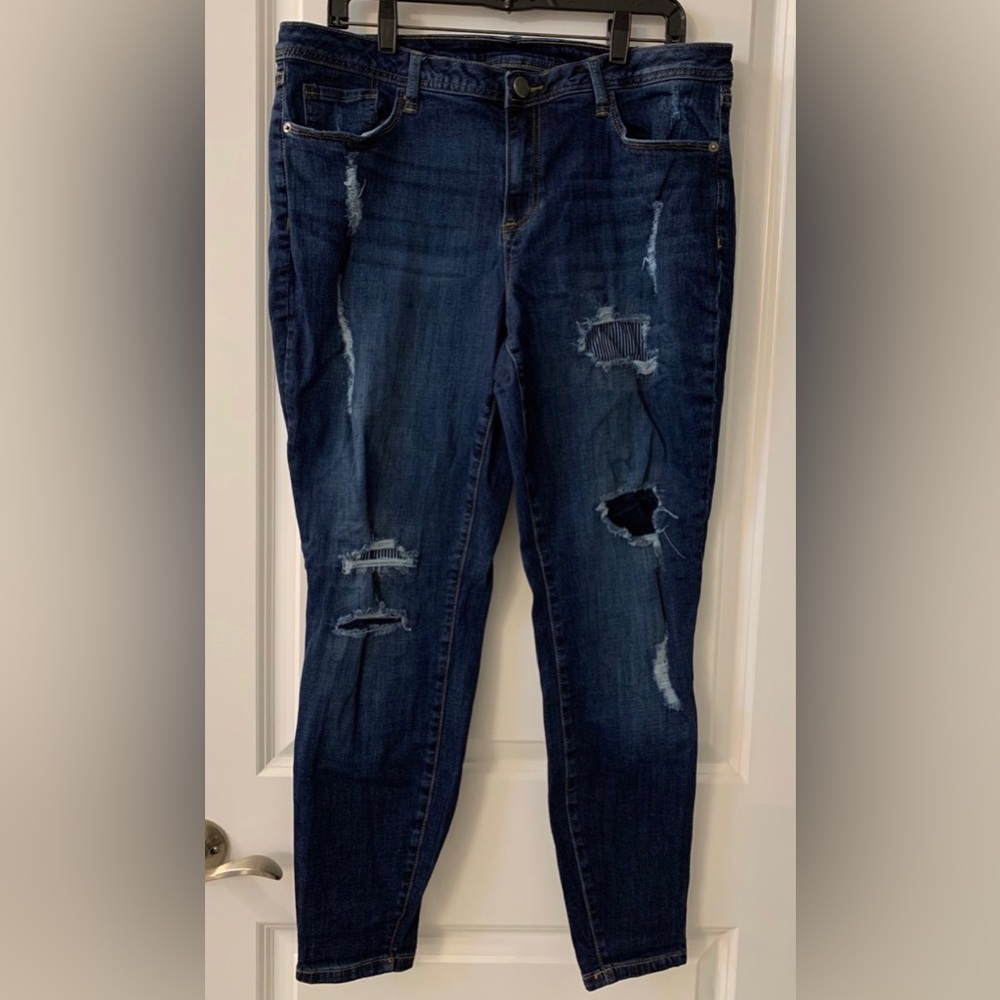 #378 - Lane Bryant Jeans Womens Size 16 Blue Medium Wash Denim Ripped Destructed